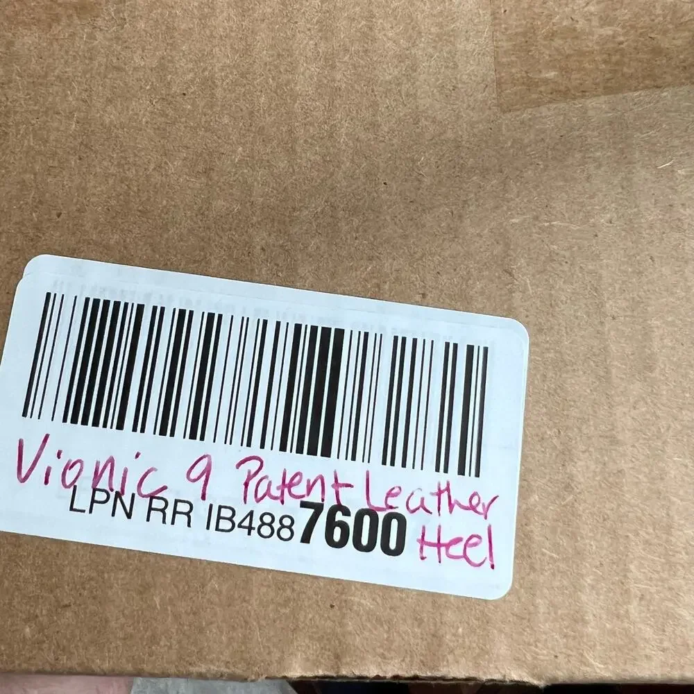 Vionic Carmel Patent Leather Slip On Chunky Heel Taupe Women's 9 M NWOB - Picture 11 of 11